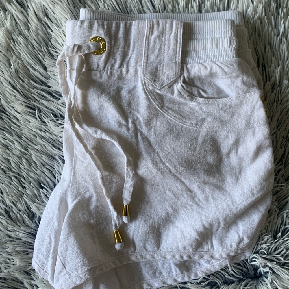 Love Tree White Cargo Shorts Elastic Waistband